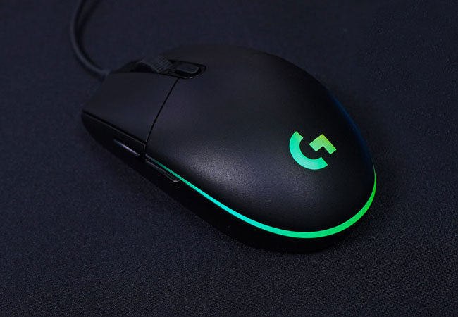 罗技G102第二代游戏鼠标评测：罗技+流光+低价，这还不香？