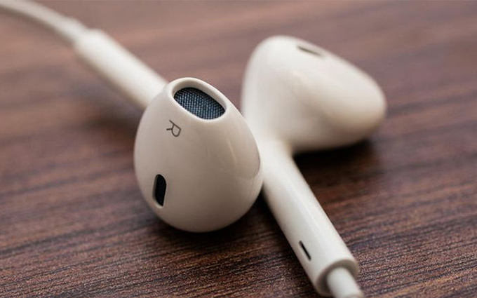 郭明錤：iPhone 12将取消附送EarPods耳机