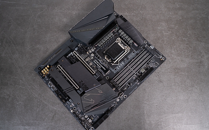 你说十代酷睿处理器压不住？技嘉Z490 AORUS PRO AX主板轻松应对