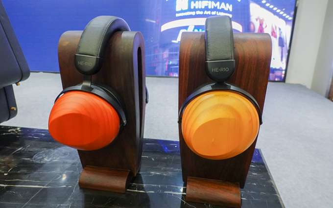 HIFIMAN发布HE-R10系列耳机 封闭式平板耳机新体验