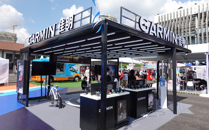GARMIN 佳明现身2020外滩大会 展示旗下多款健康运动新品