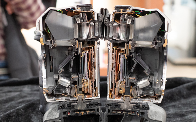 宾得亮出透明版K-3 Mark III 展示内部构造