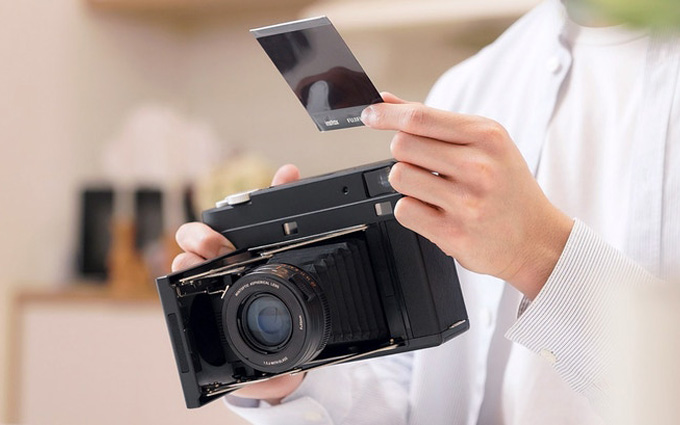 MiNT Camera众筹新相机SF70 复活宝丽来SX-70