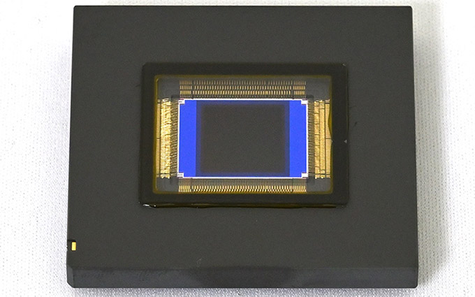 尼康公布堆栈CMOS传感器 支持4K1000P视频