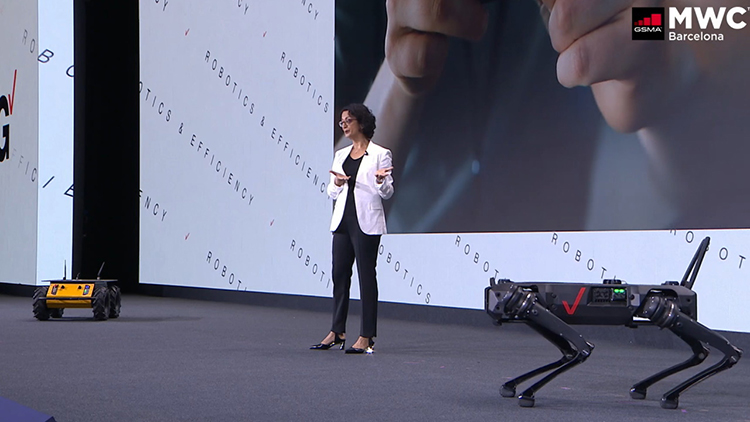  MWC2021 | Verizon展示机器人之间可通过5G网络实现环境感知