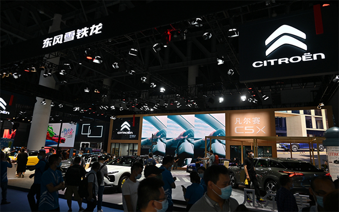 2021成都车展丨孤单又花哨的雪铁龙，凡尔赛C5 X 改装版亮相