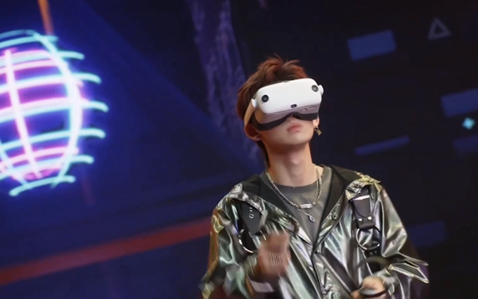 爱奇艺奇遇3 VR一体机正式发布，首销价3399元，30款游戏免费玩   