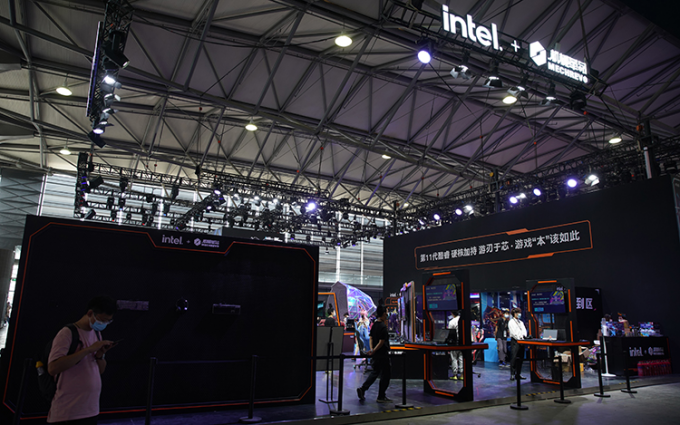 ChinaJoy2021丨机械革命展示F6标压轻薄本 兼具高性能和轻薄便携