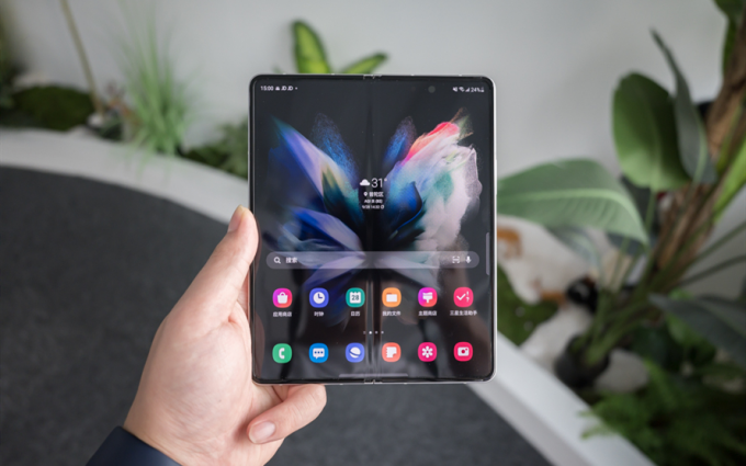 三星Galaxy Z Fold3 5G体验：都第三代了，折叠屏手机真的好用吗？