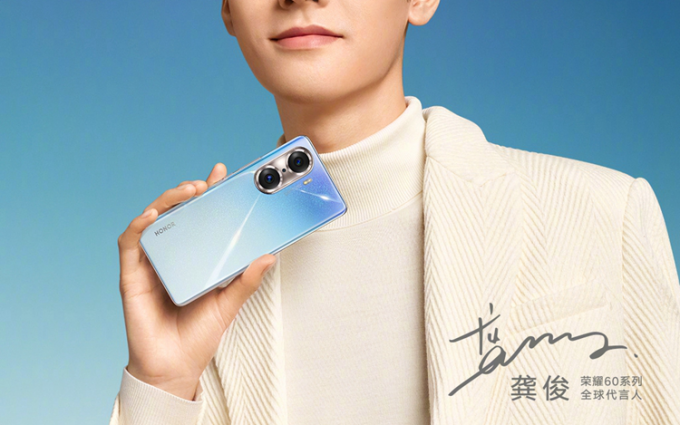 荣耀60系列官方产品图公布，后置双圆环三摄，星空色后盖