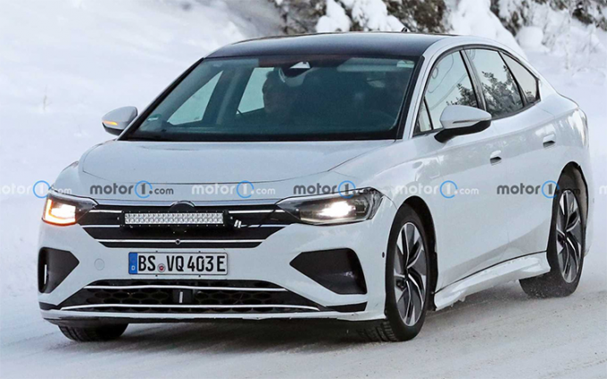 大众Aero B最新谍照曝光：定位纯电动中型轿车 有望今年正式亮相
