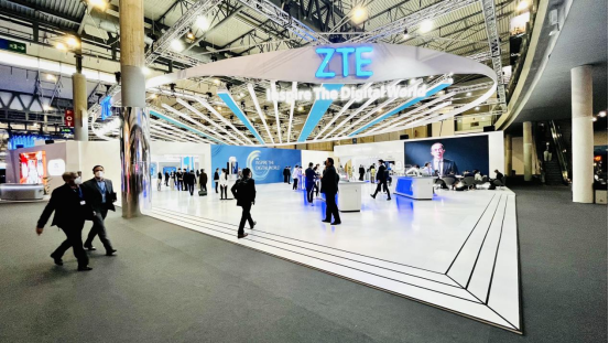 聚焦智慧互联新时代 中兴手机亮相MWC 2022尽显极致科技魅力