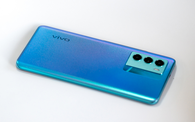 疑似vivo S13e新机通过工信部认证  支持红外遥控或搭载三星猎户座1080
