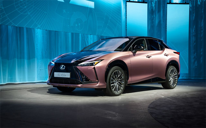 雷克萨斯RZ450e正式发布：定位纯电中型SUV 续航450km
