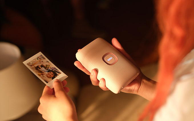为照片打印更添乐趣 富士instax mini Link2手机照片打印机评测