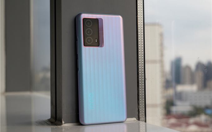 iQOO Z6新机或将支持80W快充 Neo7后置主摄升级为IMX766V