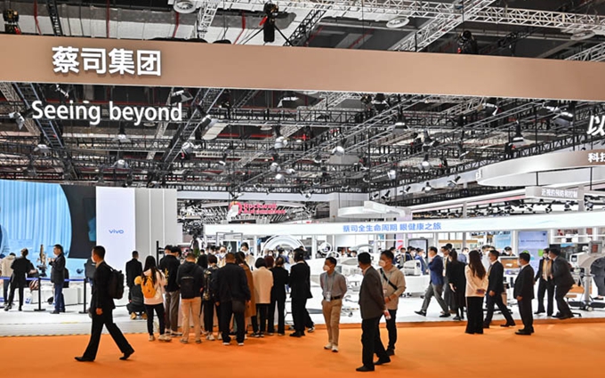 CIIE2022 | vivo携手蔡司，在进博会期间展示联合创新成果