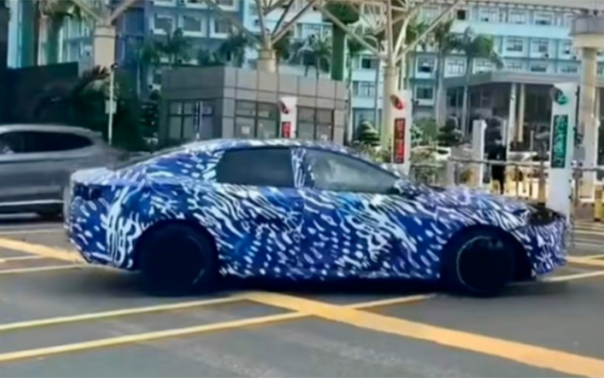 疑似比亚迪驱逐舰07谍照曝光 或搭载DM-i插混系统