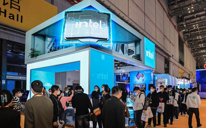 CIIE 2022 | 电竞与体育元宇宙：英特尔携手合作伙伴带来娱乐新体验