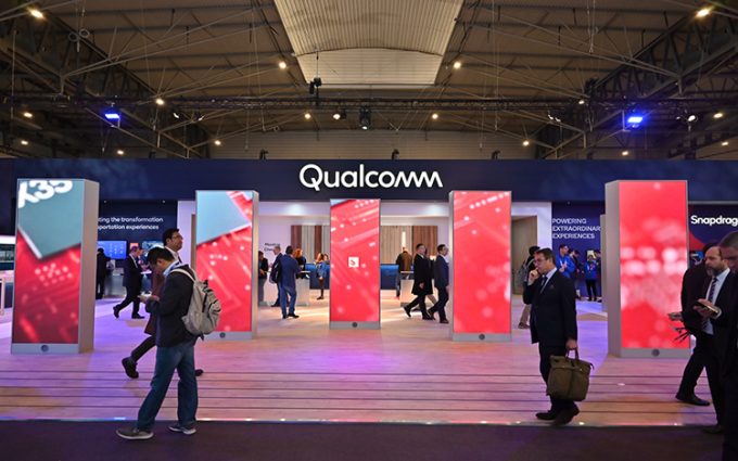 MWC2023 | 高通宣布携手多家手机厂商 推出具备卫星通信功能的手机
