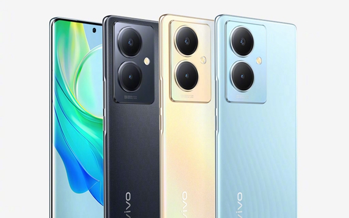 双曲面手机vivo Y78+开启预售，1599元起，首创天青瓷质感工艺