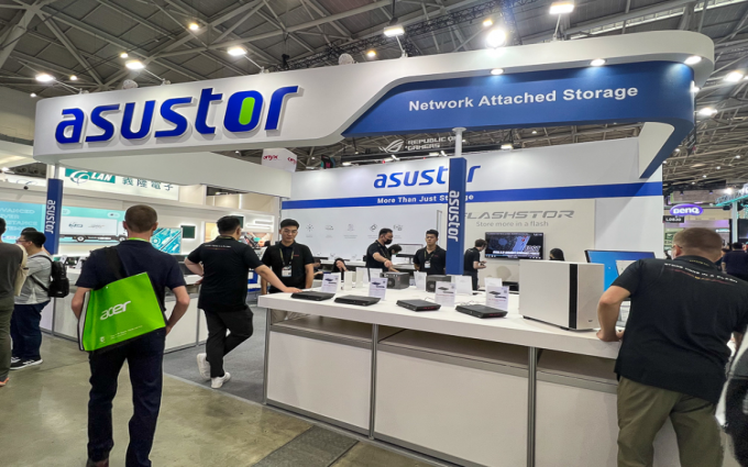 COMPUTEX 2023丨性能全面提升，华芸携多款NAS亮相台北电脑展