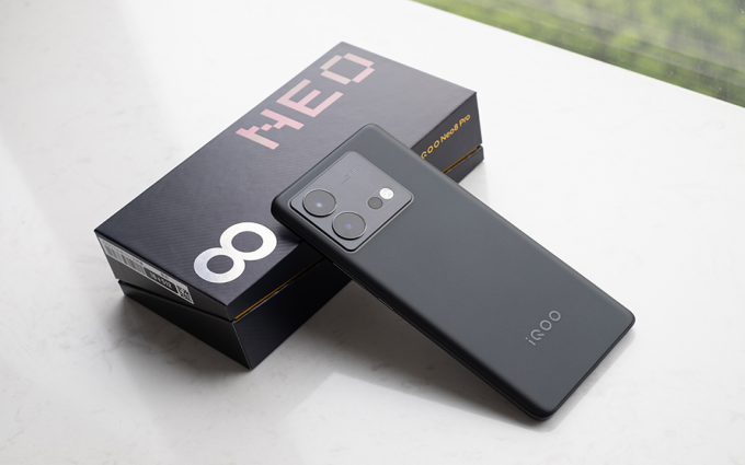 iQOO Neo8 Pro简评：天玑9200+与V1+双芯加持带来强劲性能