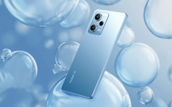 Redmi Note13“以下犯上”，下放旗舰级四窄边设计