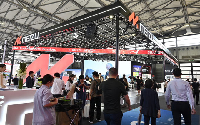2023MWC丨手机厂商做车机系统，魅族Flyme Auto优势何在？