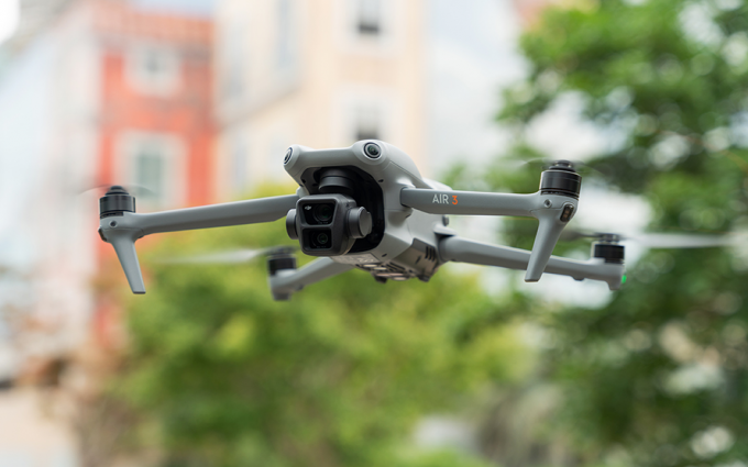 大疆DJI Air 3评测：双主摄能否取代一英寸单摄？