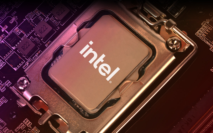 Intel Core i7-14700K处理器上机图曝光：增加四核心，轻松破6GHz