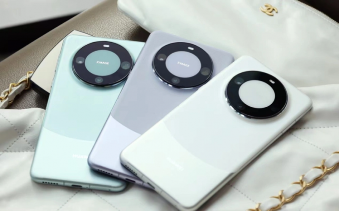 Mate 60系列爆火，华为明年手机计划出货量翻倍，目标7000万部