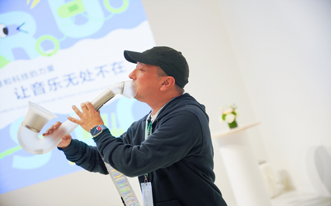 CIIE2023 | 索尼悠如音乐开发无门槛乐器 让更多人享受悦耳动听的旋律