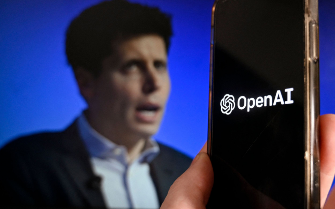 OpenAI内斗还没结束，ChatGPT专属功能已免费开放！