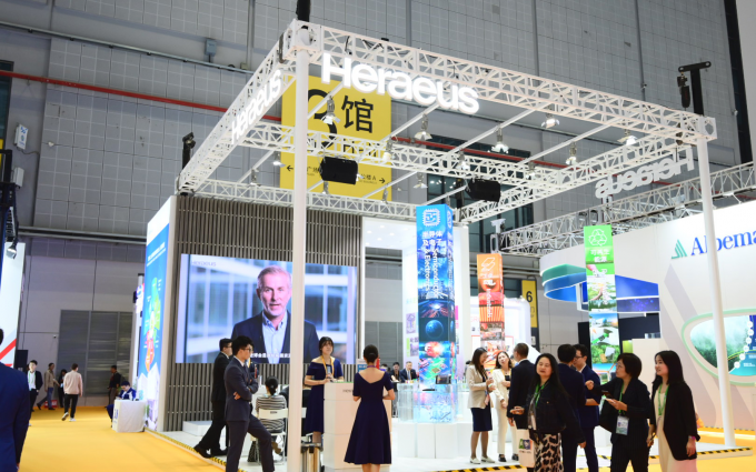 CIIE2023丨贺利氏六赴进博，发布全新贵金属催化剂