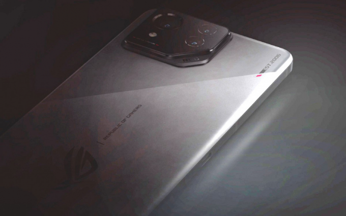 真·五边形战士来了！ROG Phone 8背面设计曝光！