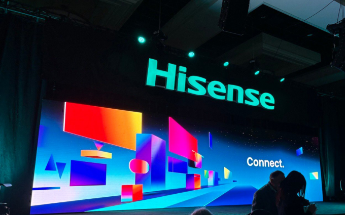 CES2024丨突破电视形态与性能的创新，海信呈现全场景显示解决方案