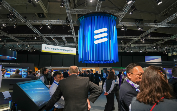 MWC2024丨专访爱立信高管：5G Advanced与Open RAN两手抓，同时拥抱生成式AI