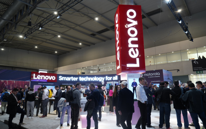 MWC2024丨AIPC新纪元已来，联想发布多款AIPC产品扛“AI大旗”