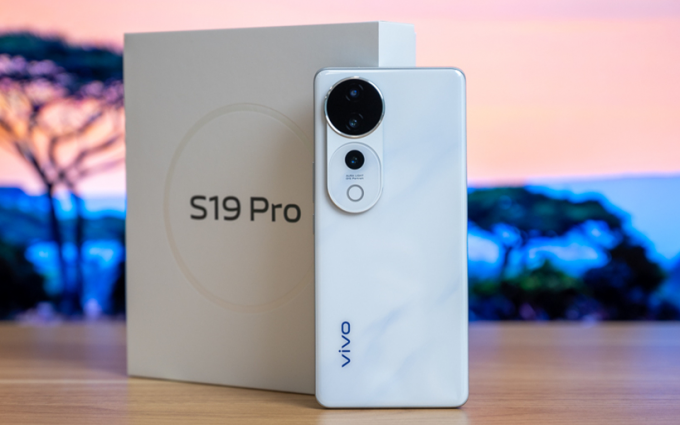 vivo S19 Pro测评：支持4倍无损级变焦，vivo影像小旗舰来了！