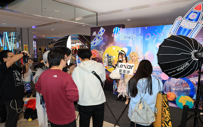 好馬配好鞍 雷克沙存儲卡助力“佳次元”路展
