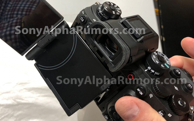 视频和连拍性能都不变? 索尼A1 II的惊喜或许翻转屏和定价上