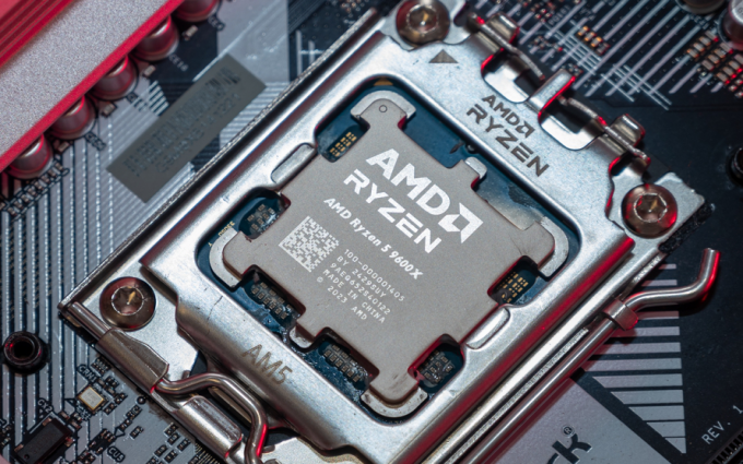谁最受主流游戏玩家的青睐？AMD锐龙5 9600X对比Intel Core i5-14600K