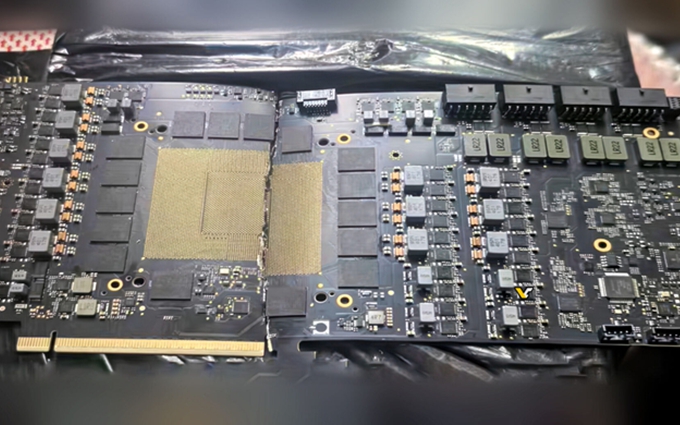 NVIDIA GeForce RTX 5090工程樣板曝光：4輔助供電，極限2400W功率