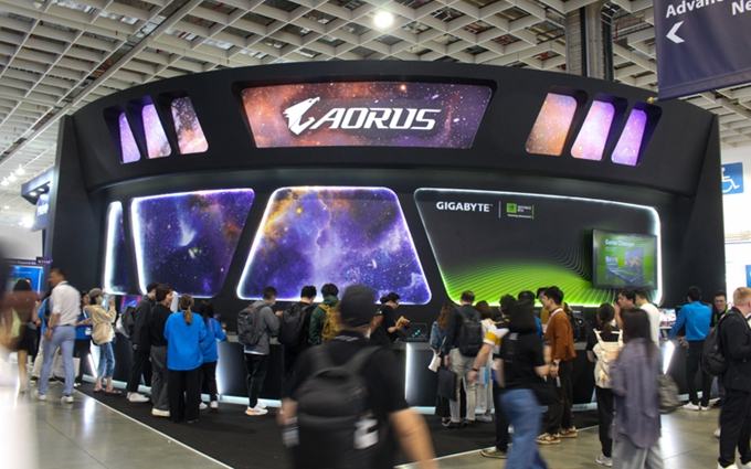 技嘉在COMPUTEX 2025上展示新款Z890主板：讓AI幫助用戶壓榨電腦性能