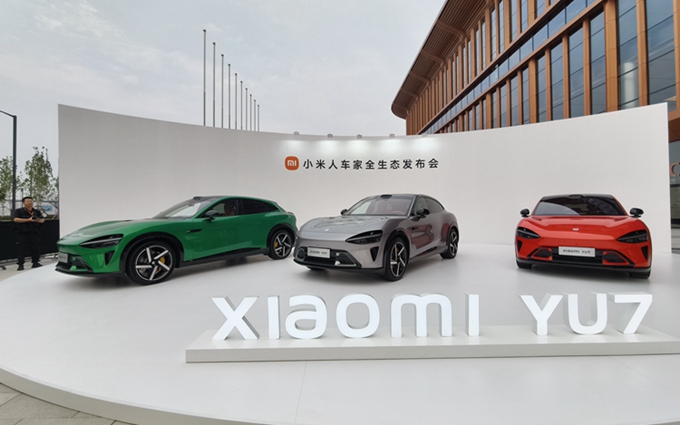 小米YU7價格一出，現(xiàn)場全場沸騰！3分鐘20萬大定直接懷疑人生   