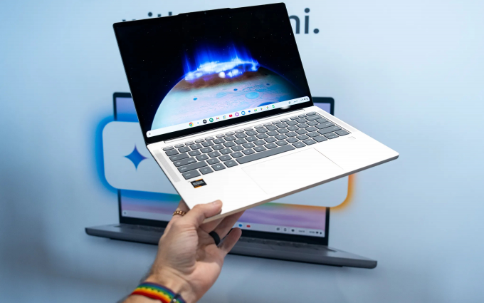 谷歌低調(diào)更新Chromebook，并首次推出“設(shè)備端AI”