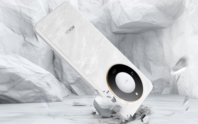 8300mAh电池?荣耀即将发布的新机续航也太猛,还要什么充电宝!