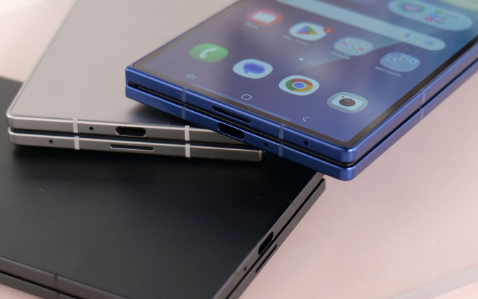 三星急了!高管爆料,计划在2025年底前推出“三折叠手机”