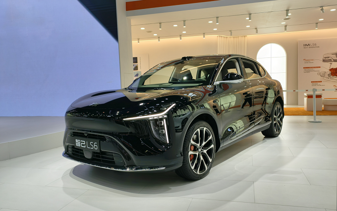 LS6预售订单超4.8万，LS9部分信息剧透！智己亮相成都车展